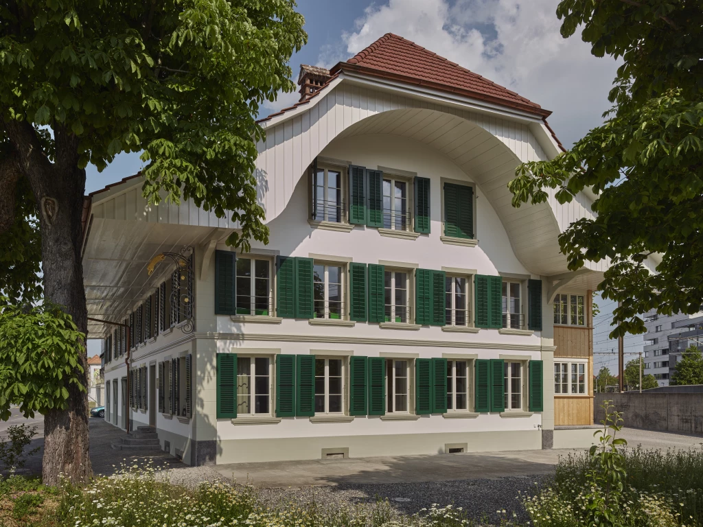 063-migriert-_Neu_1_neuhaus_230616_CF140214_komp